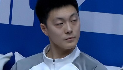 开云体育官方入口-领先30分，广东男篮碾碎昔日冠军球队，杜锋面色严肃，不敢松懈