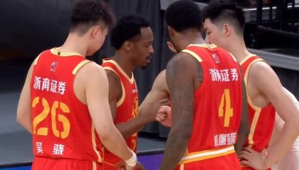 开云体育官方网站-逼走布朗？广厦男篮被曝欲扶正孙铭徽，广东队迎来挖角机会！